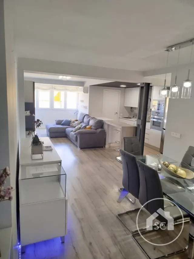 Vivienda luminosa, acogedora, reformada en el Elda Centro