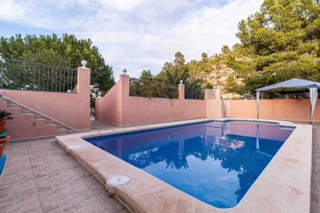 Encantadora Casa de Campo Cerca de Elda