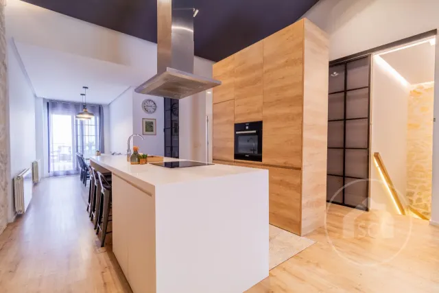 Espectacular Piso Independiente junto a Plaza Castelar