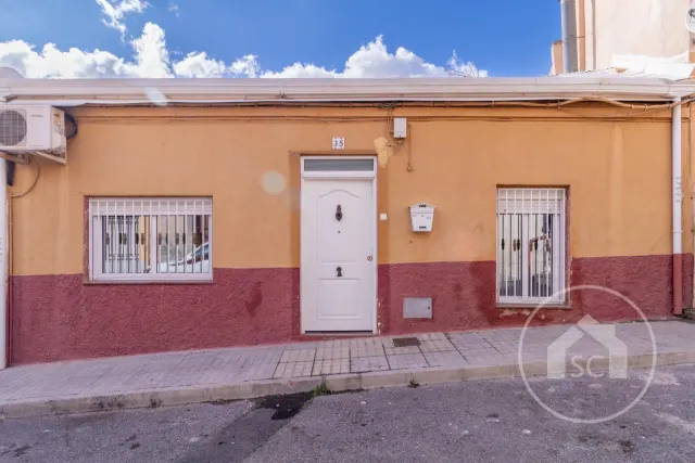 Casa Independiente con Gran Patio