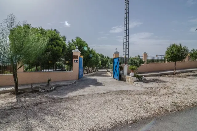 Ubicado en una zona idílica próximo a la ciudad