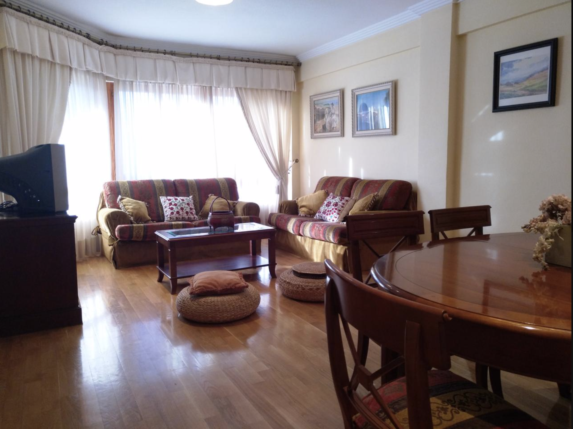 Salón antes del home staging en Elda