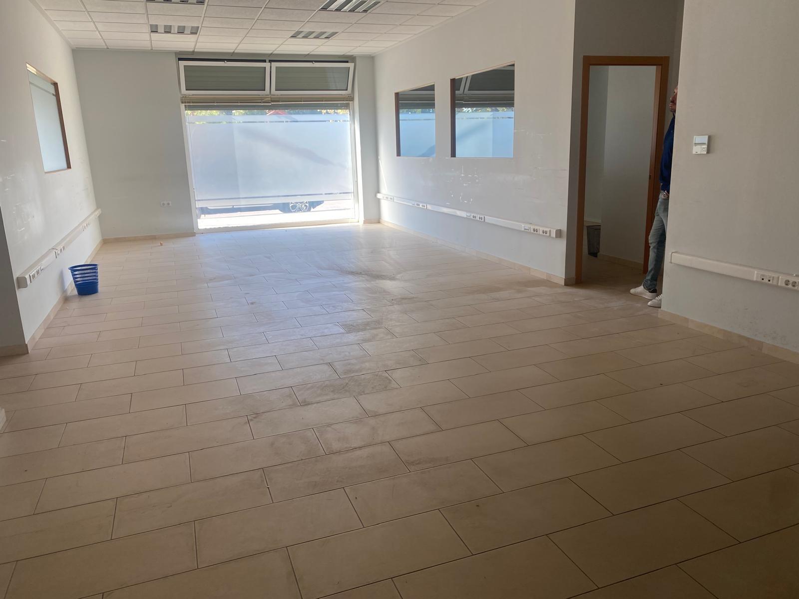 Local comercial en alquiler en Elda, Elda — Foto 2 de 15