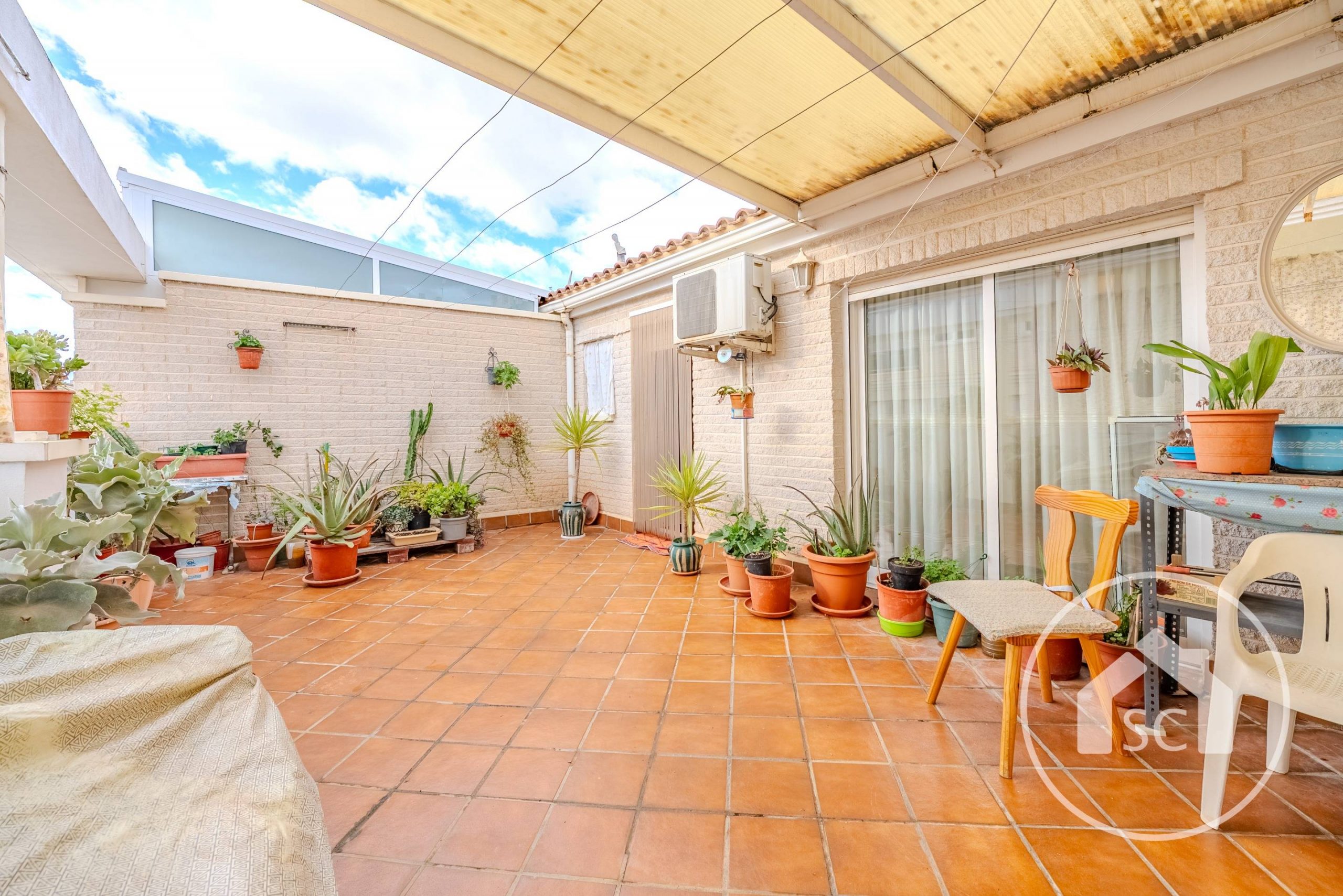 Casa Tipo Dúplex en venta en Paseo De Ronda, Elda — Foto 2 de 24